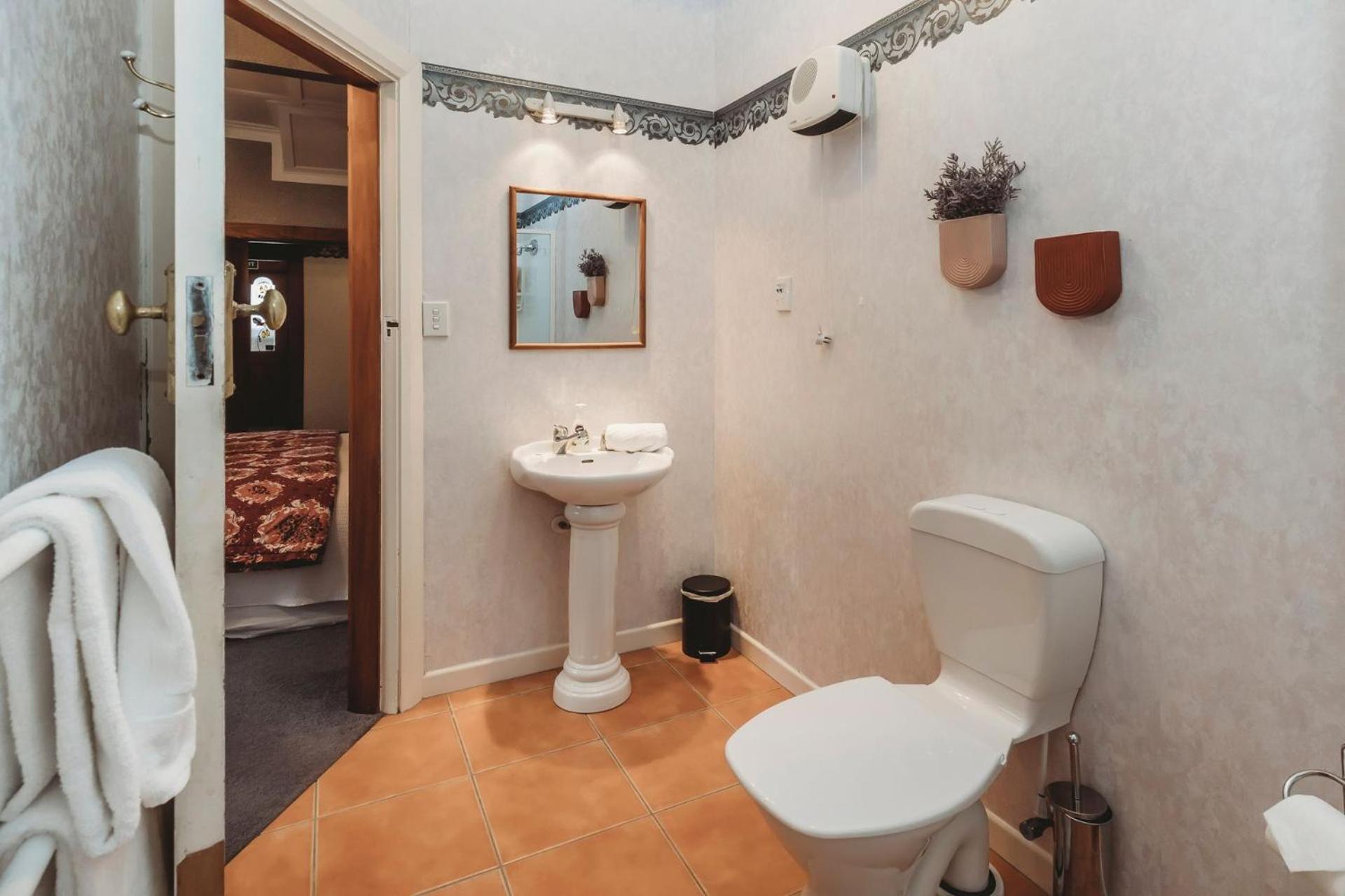 הוילה ניו פלימות' Timata Ora Sleeps 14 מראה חיצוני תמונה